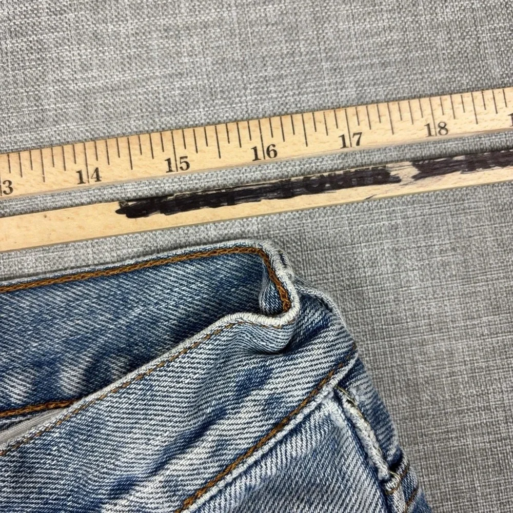 Levi's 505 Jeans Mens 32x32 Light Wash Distressed Regular Straight Denim Y2K